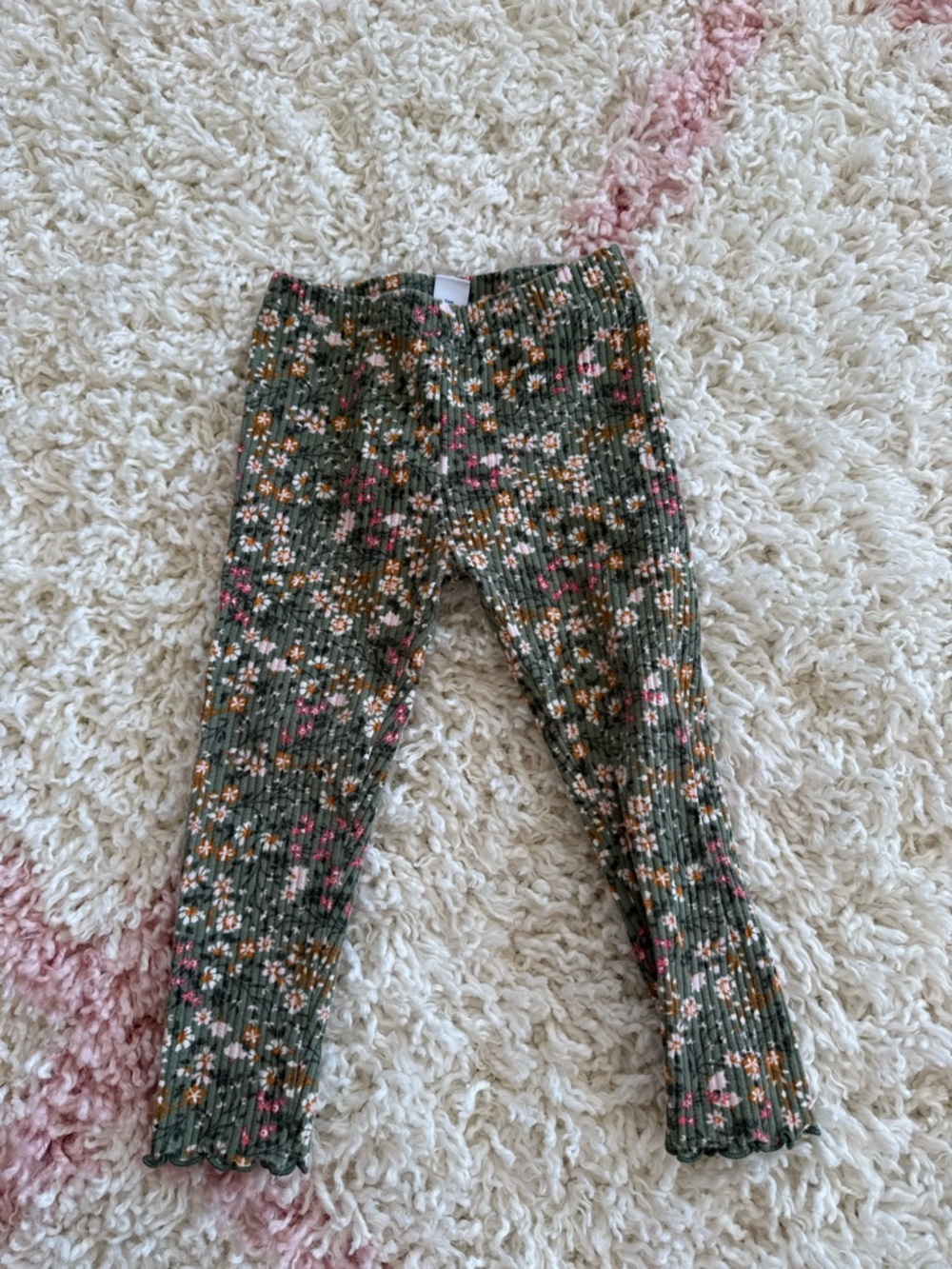 Old Navy Girls Olive Floral Ribbed Leggings with Pink & Cream Accents 3T